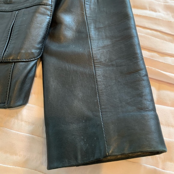 EUC Ann Taylor Black Leather Blazer Sz Medium - Picture 8 of 10